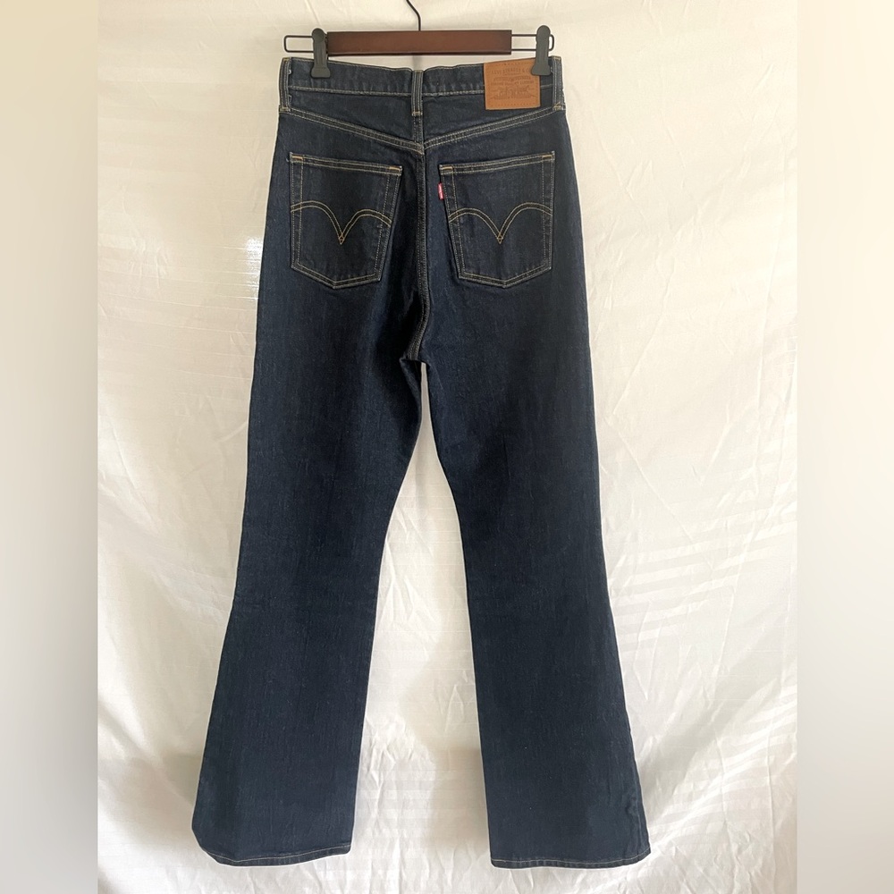 Levi’s Dark Wash Ribcage Boot Jeans Size 28